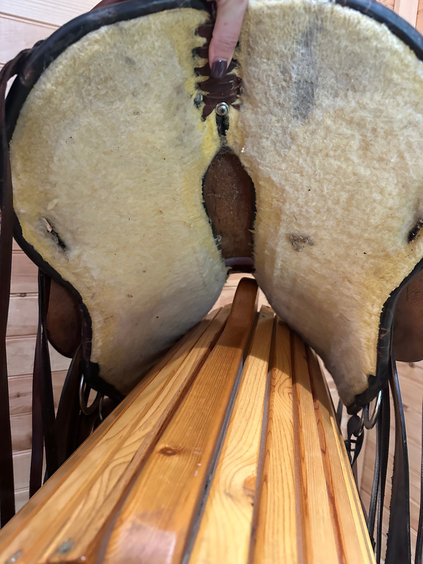 15.5” Tex Tan Hereford Tex-Flex Round Skirt Western Trail Saddle