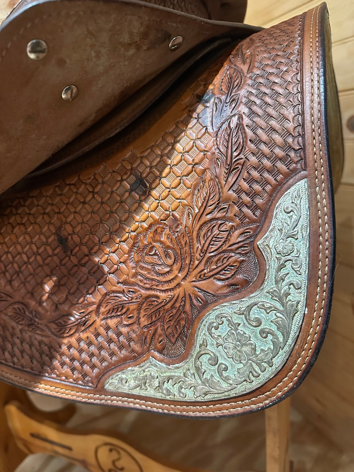 16” Champion Turf Western Show Saddle