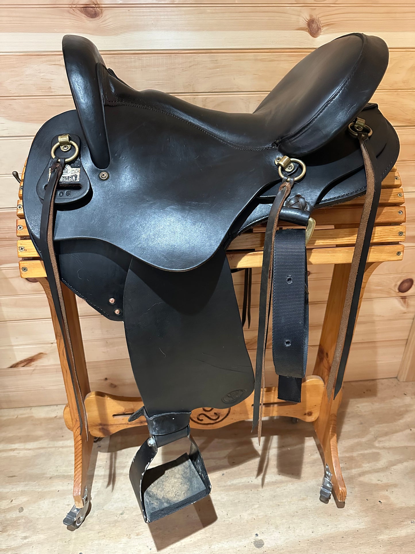 16” Big Horn Flex Endurance Trail Saddle Model 806