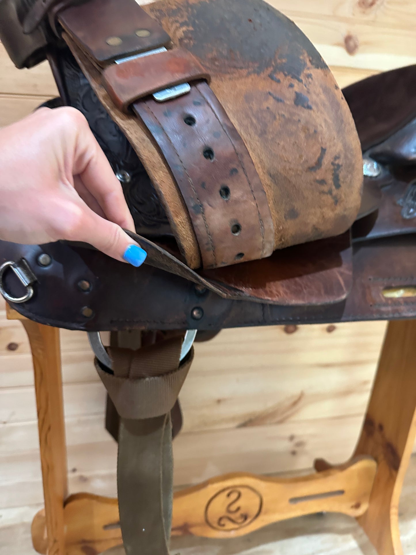 15” Circle Y Arabian Park & Trail Western Trail Saddle Model 3940