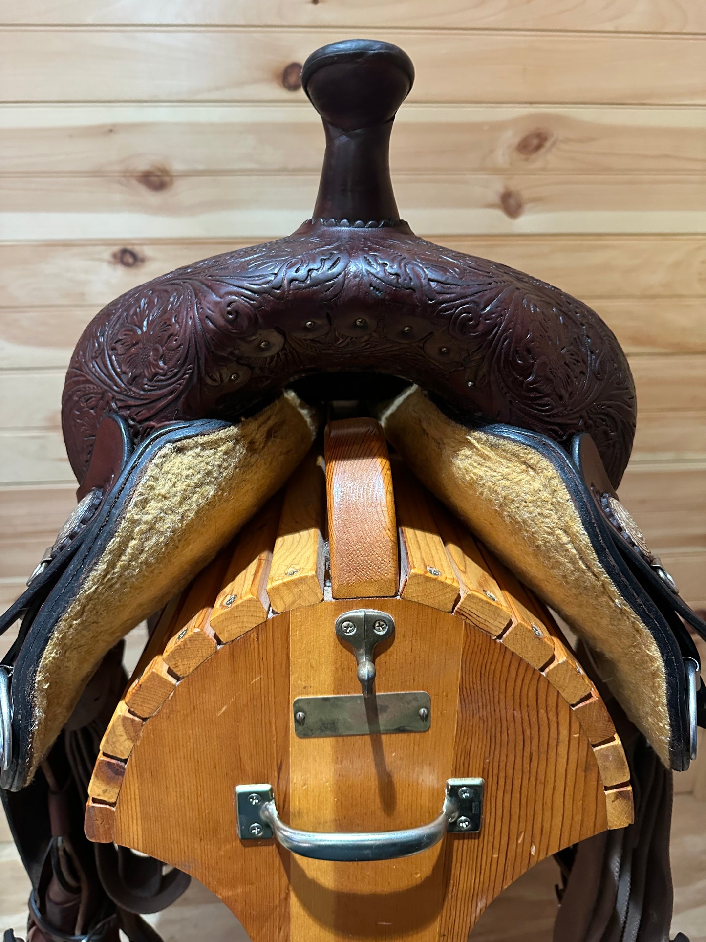 16” Circle Y Houston Trail Western Saddle Model 2610