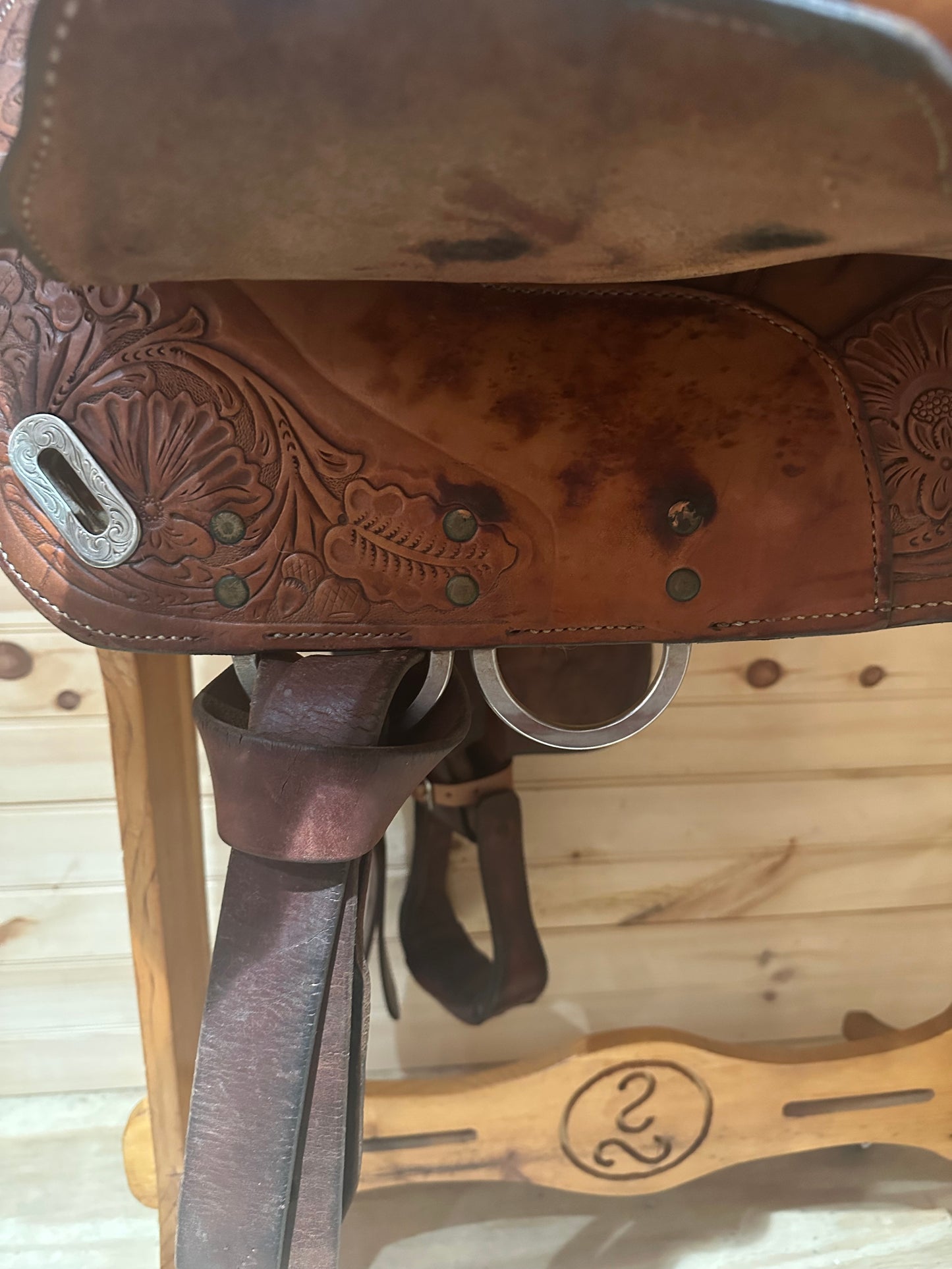 16” Circle Y Equitation Western Show Saddle Model 2893