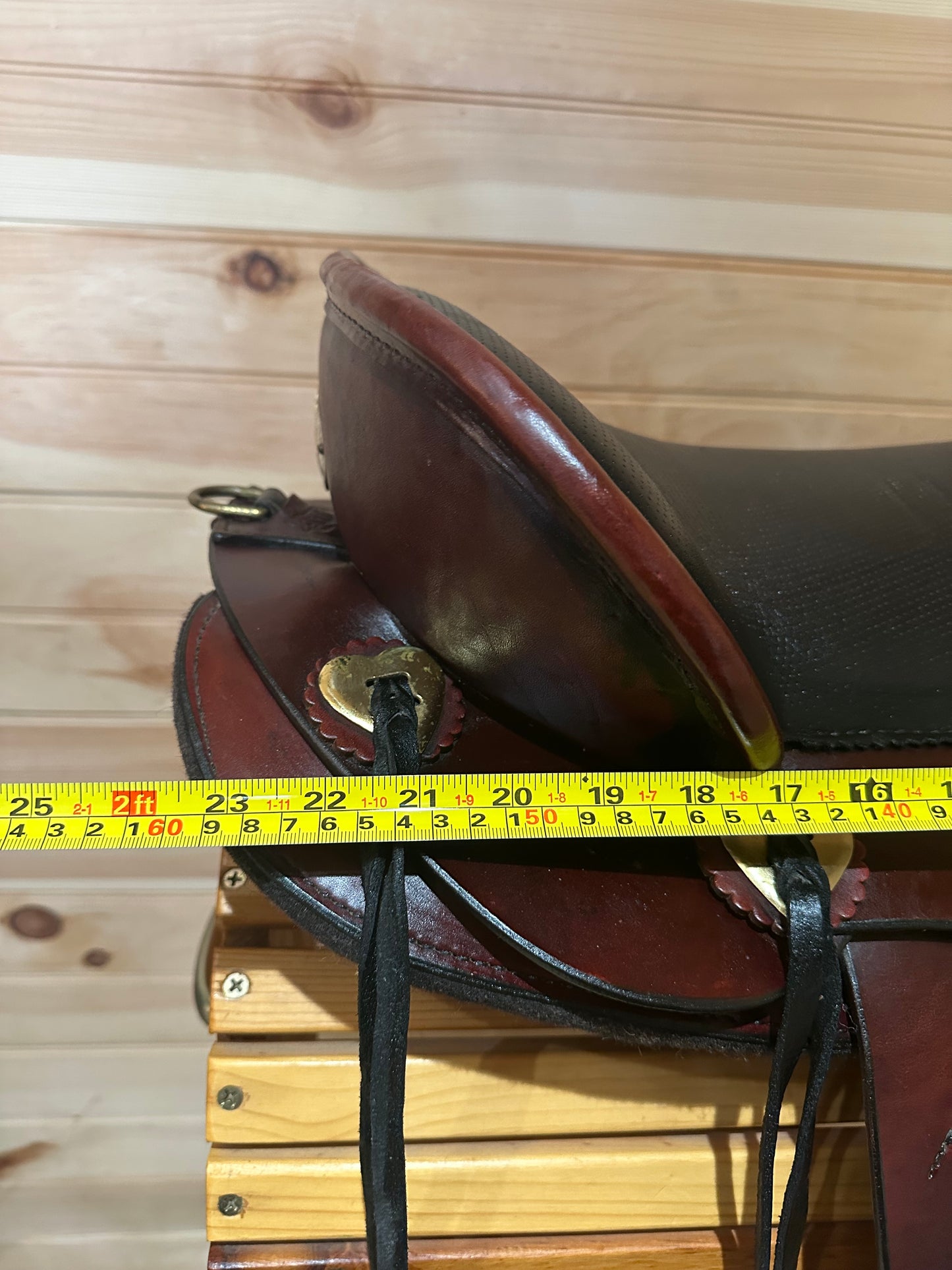 16.5” Tucker Equitation Endurance Trail Saddle Model 147