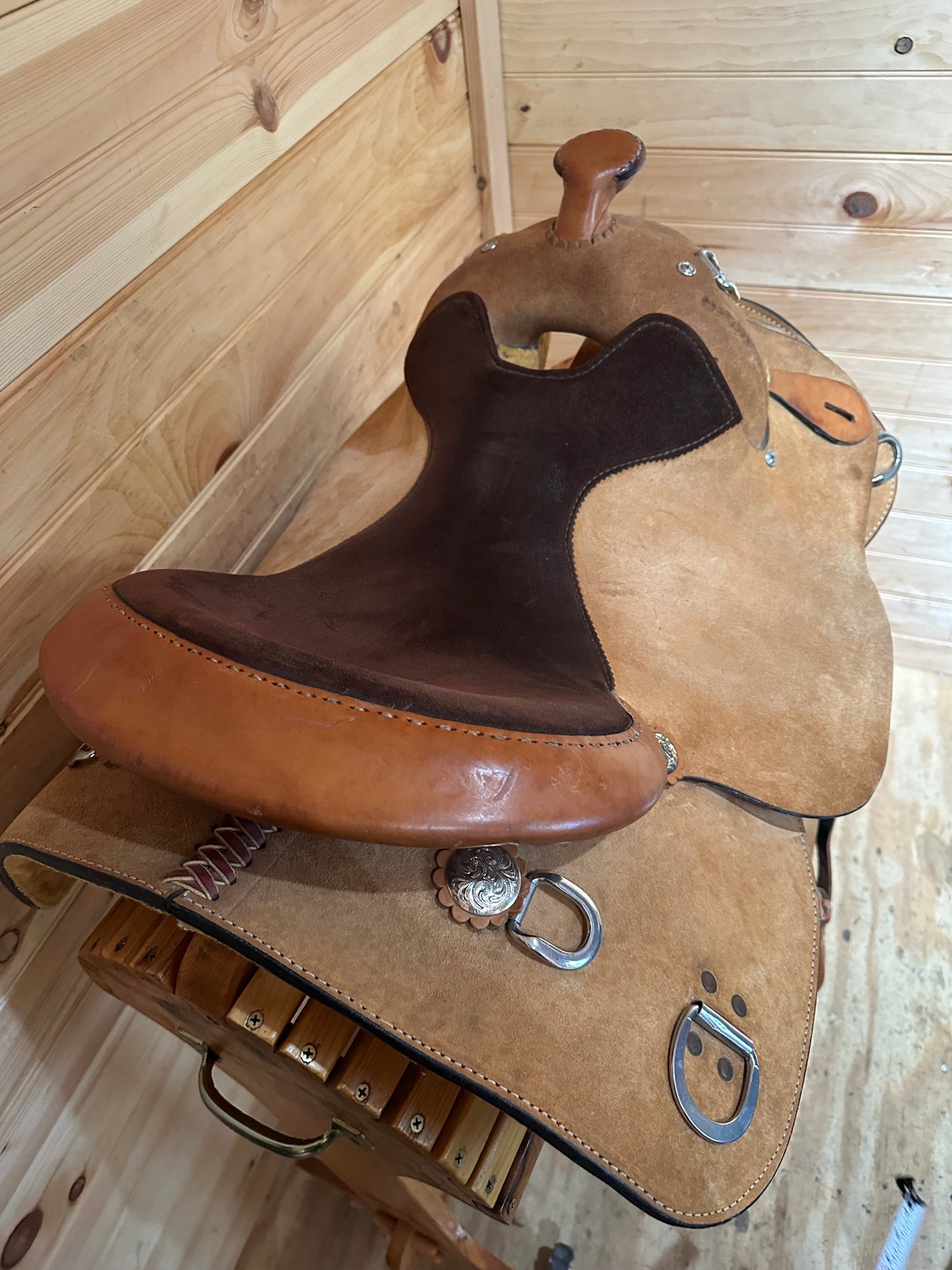 15.5” Circle Y Western Work Training Saddle Model 1440