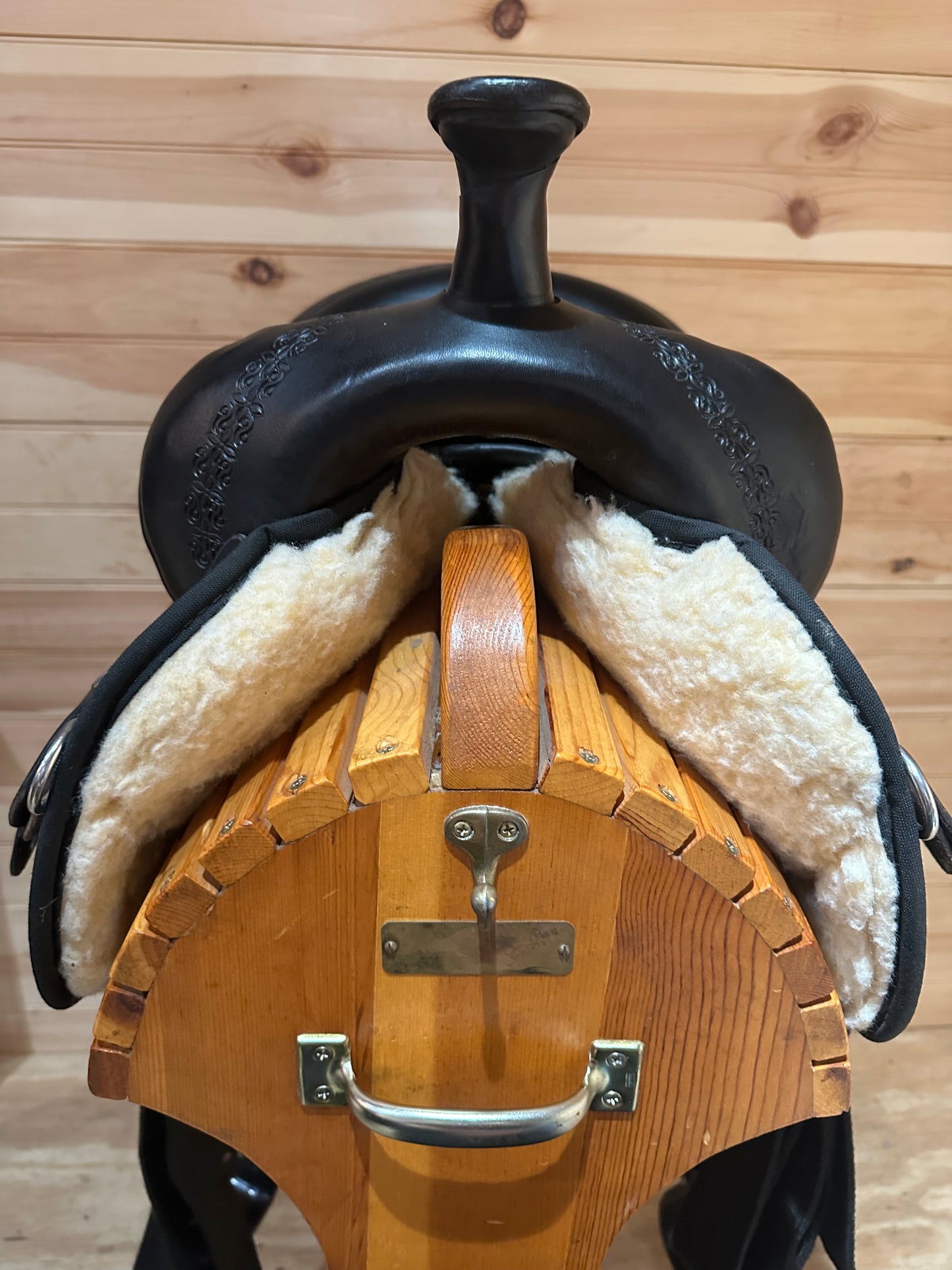15” Circle Y High Horse Daisetta Trail Saddle Model 6914 (2021 Year)