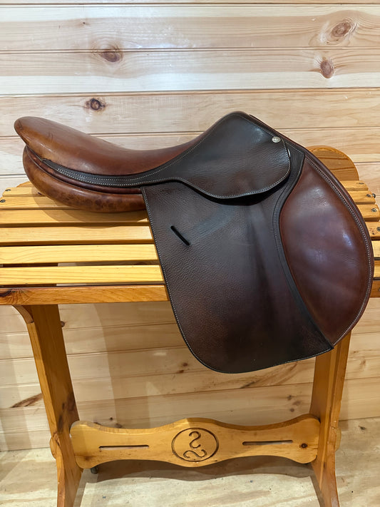 17” Butet Samur Close contact Jumping Saddle