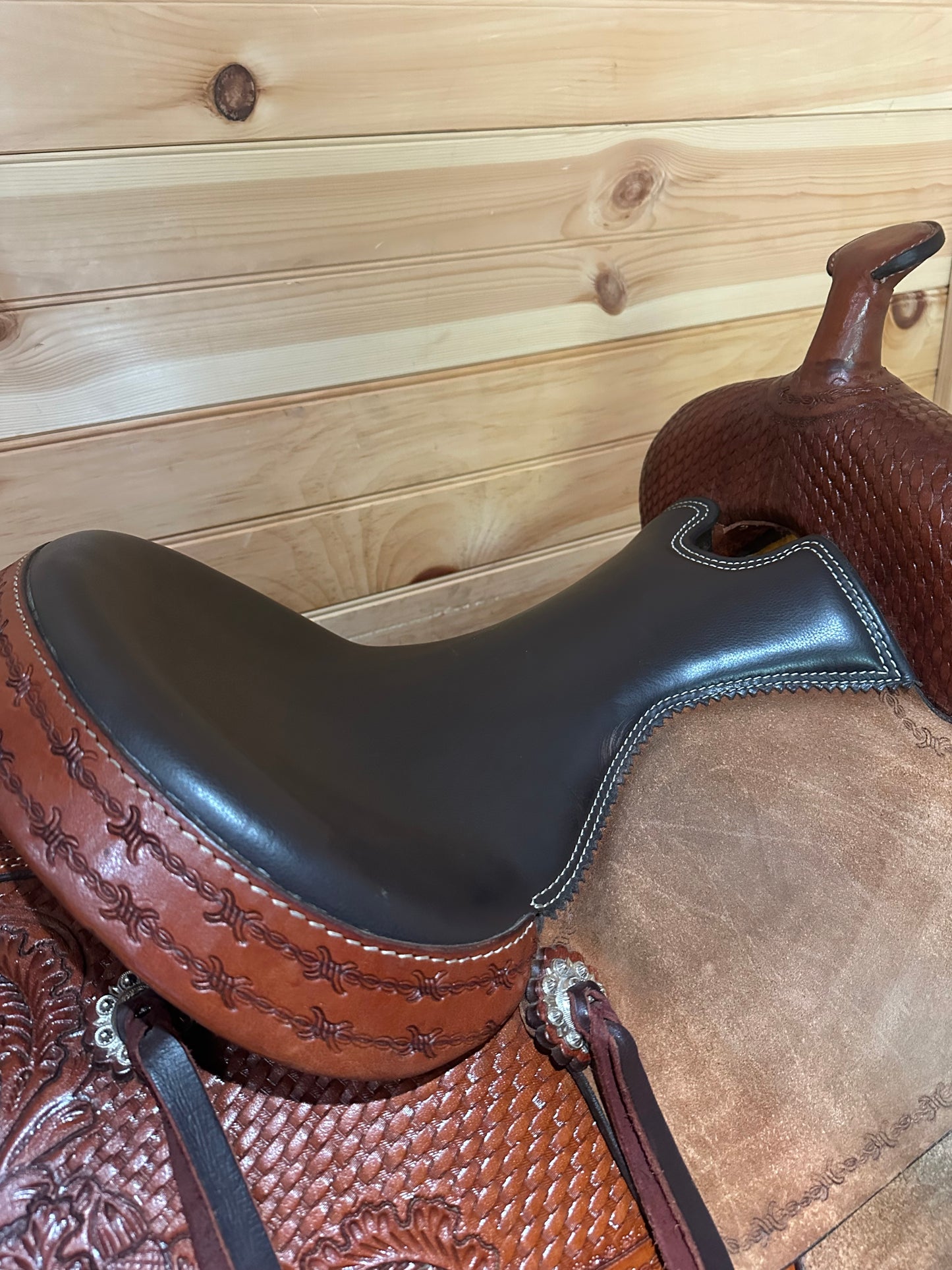 15” Silver Royal Round Rock All Around Western Saddle