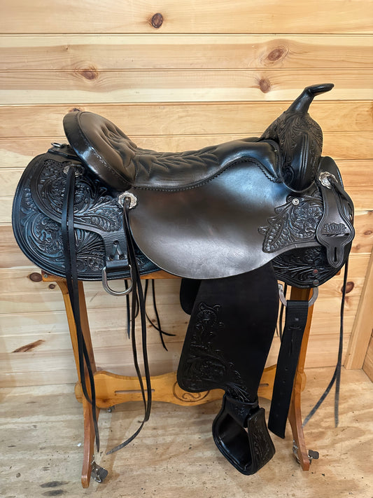 17.5” Tucker Meadow Creek Western Trail Saddle Model 291