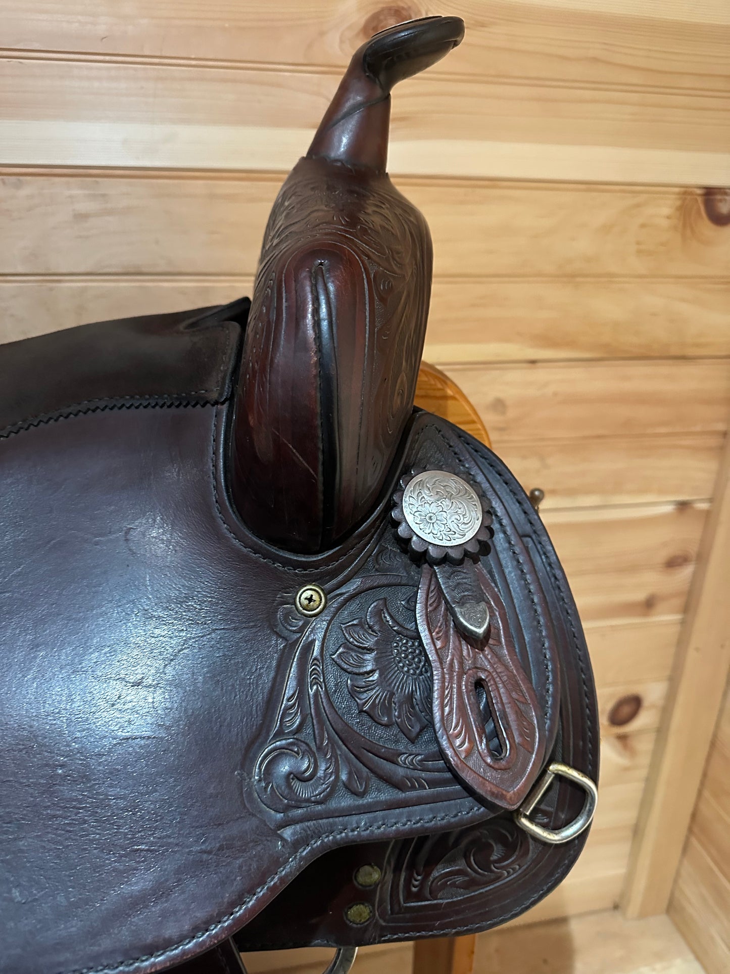 14” Crates Youth Western Show Saddle Model 144M
