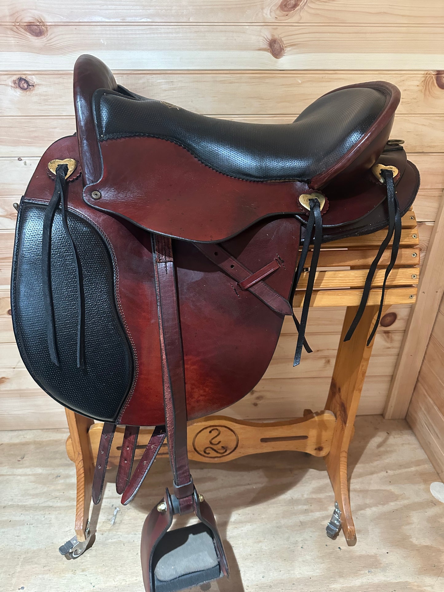 16.5” Tucker Equitation Endurance Trail Saddle Model 147
