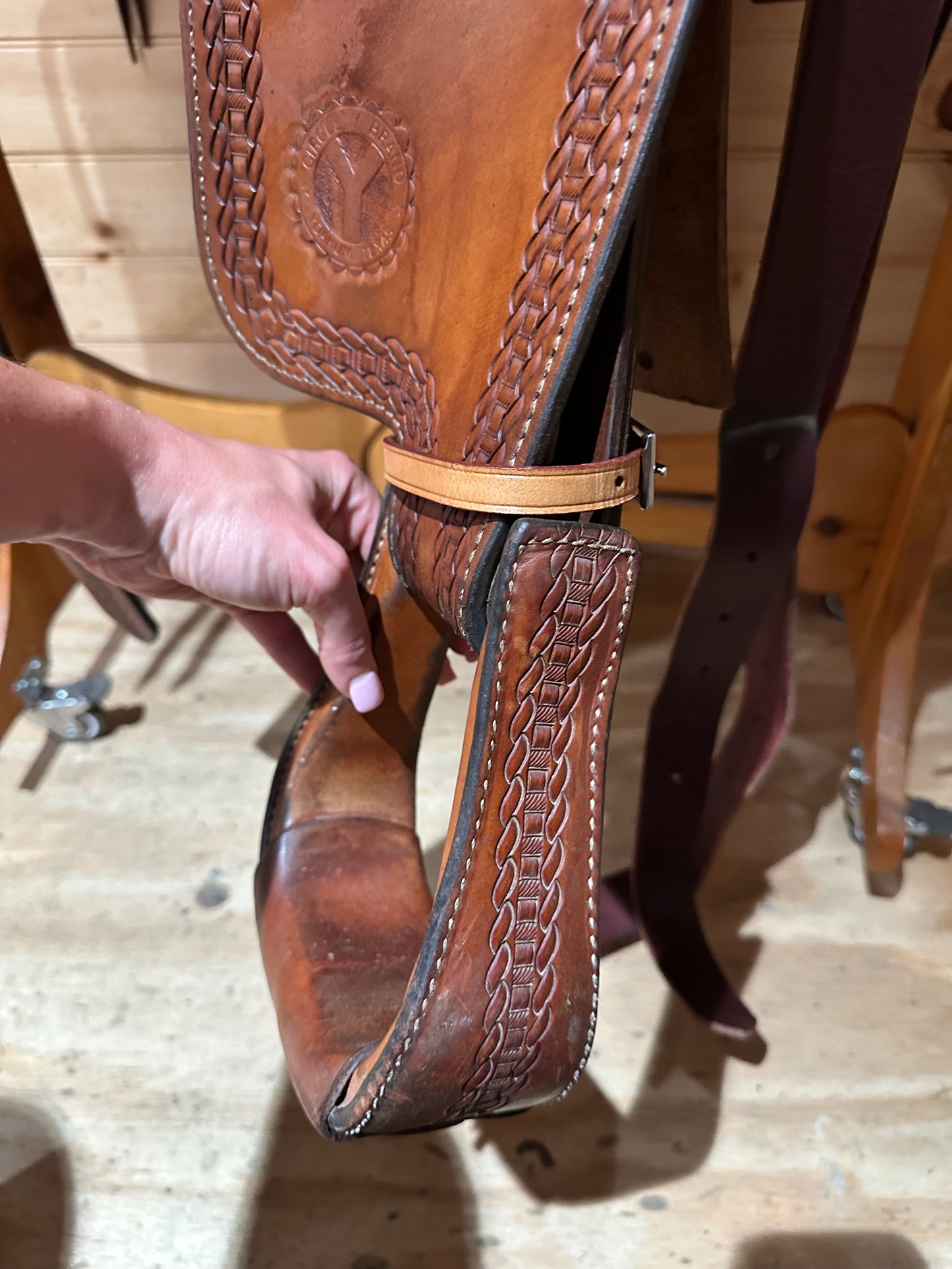16” Circle Y Team Penner Western saddle model 2633