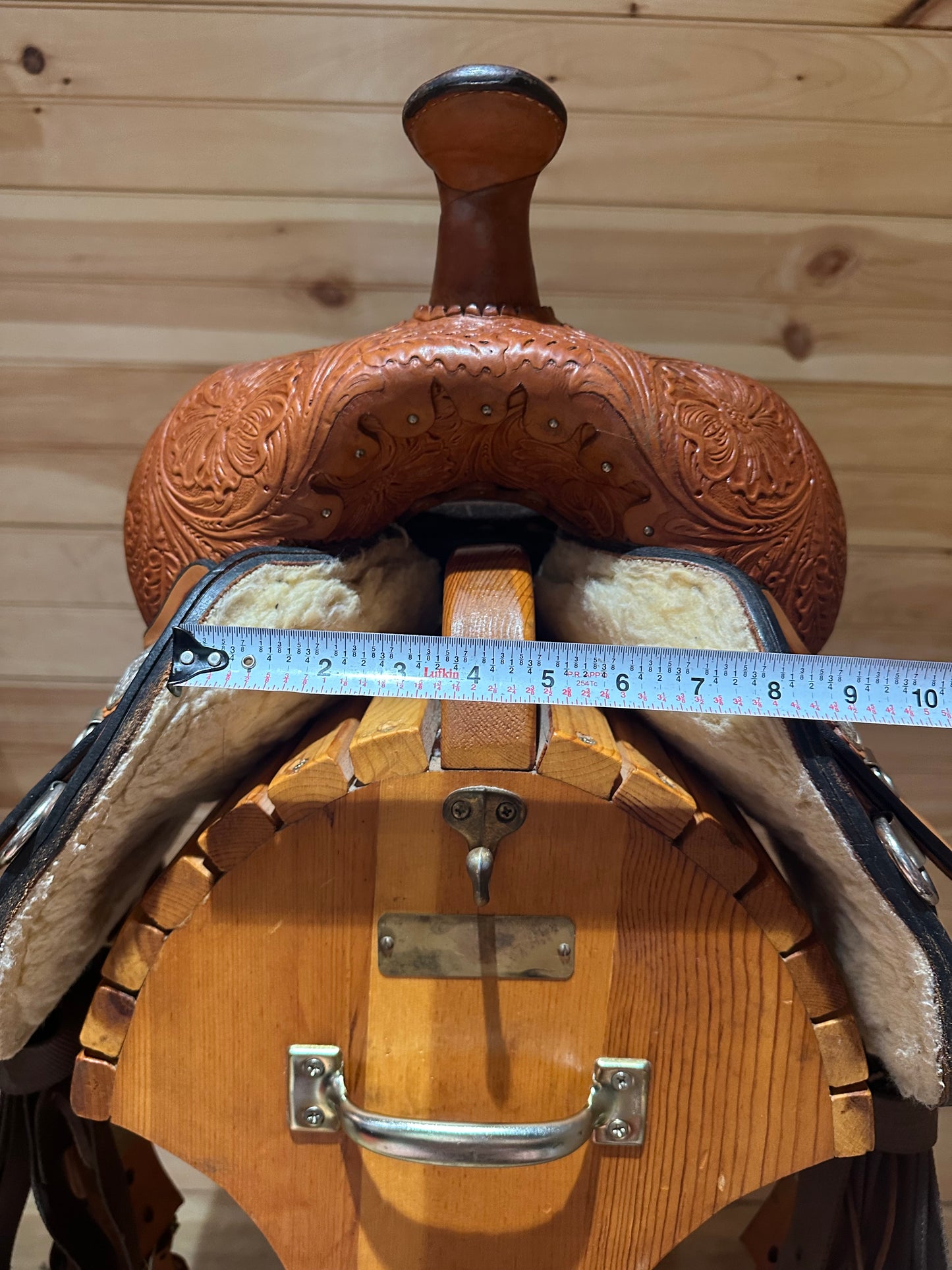17” Circle Y High Horse Mineral Wells Western Trail Saddle Model 6812