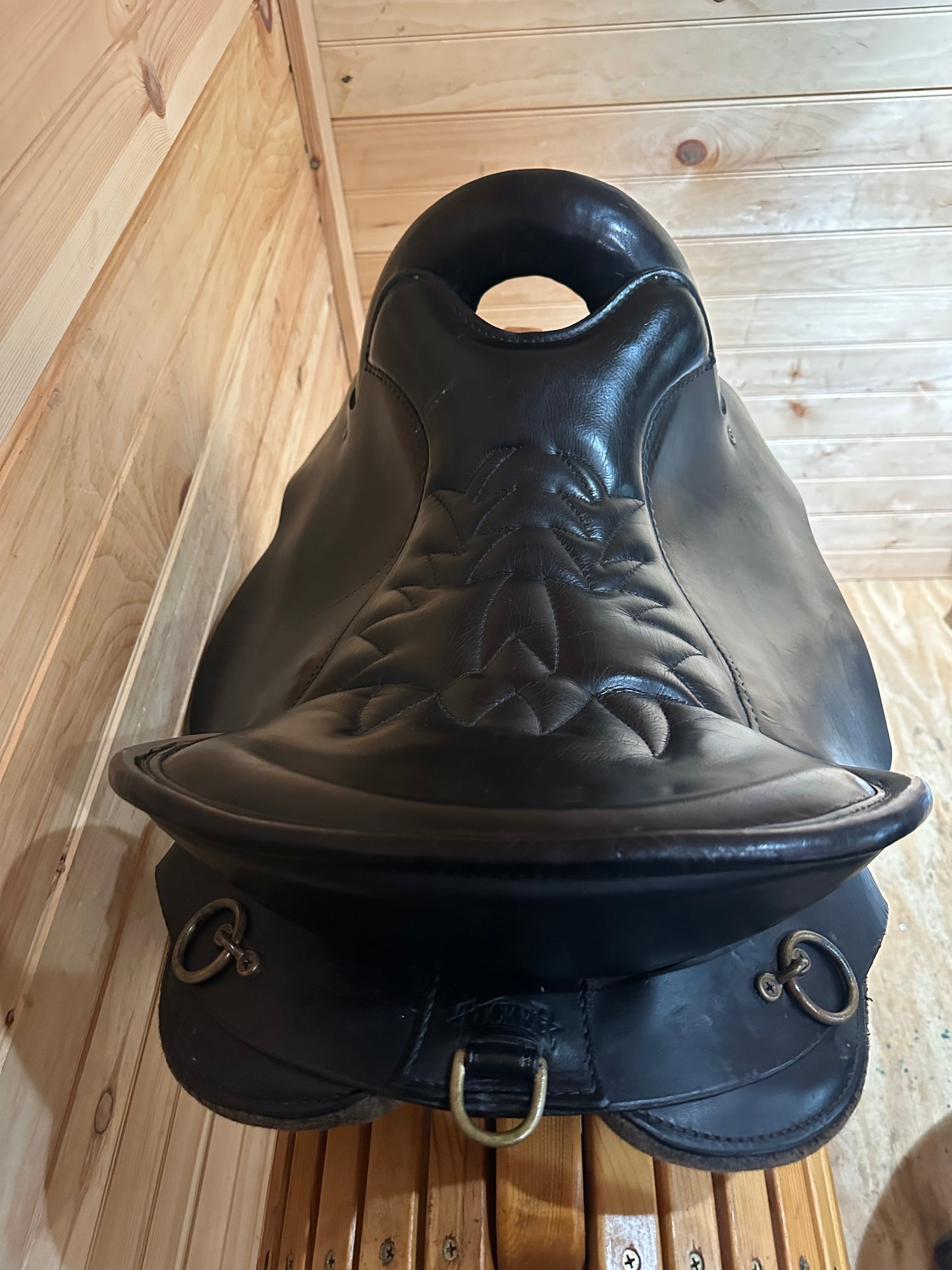16.5” Tucker Endurance Trail Saddle Model 159
