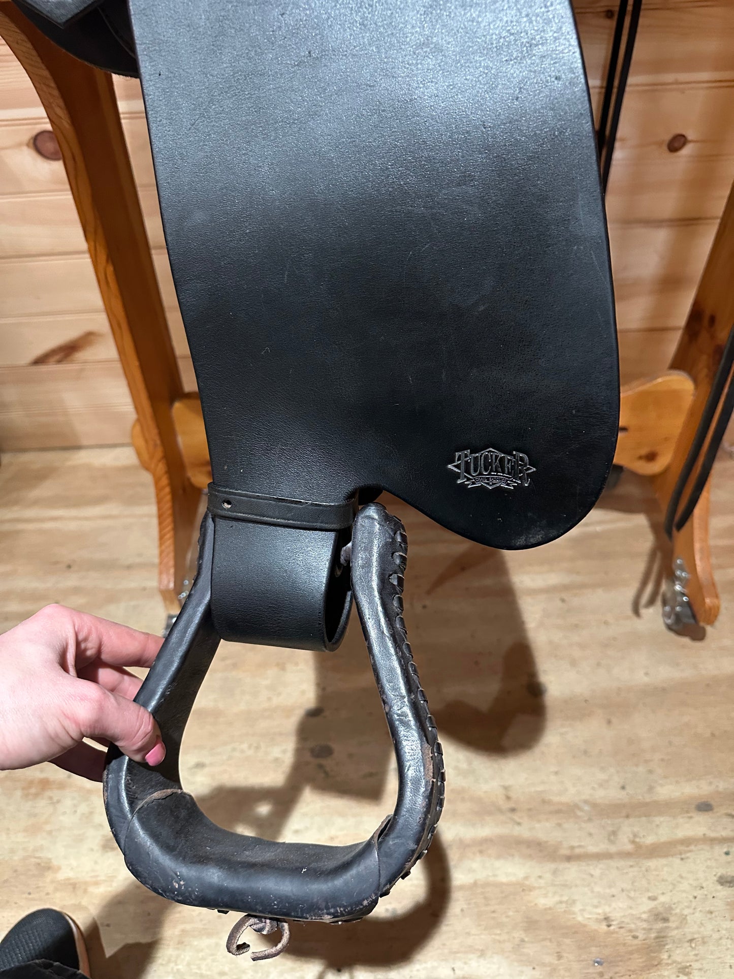 16.5” Tucker Saddlery Cheyenne Western Trail Saddle Model 157