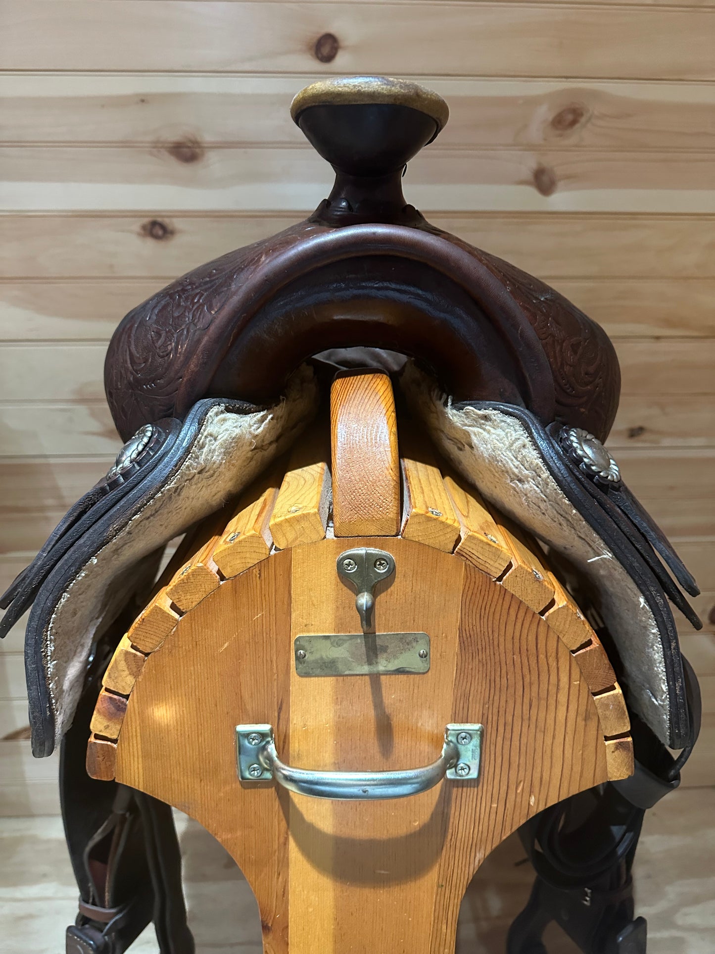16” Circle Y Park & Trail Western Saddle Model 2106