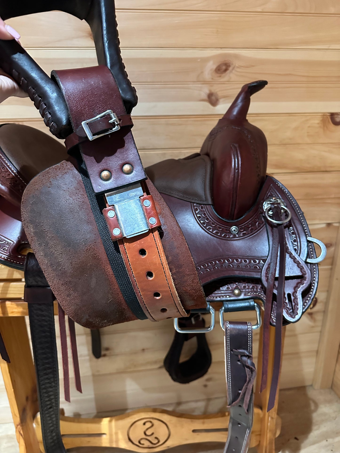 16” Circle Y Buffalo Gap Trail Western Saddle Model 2614