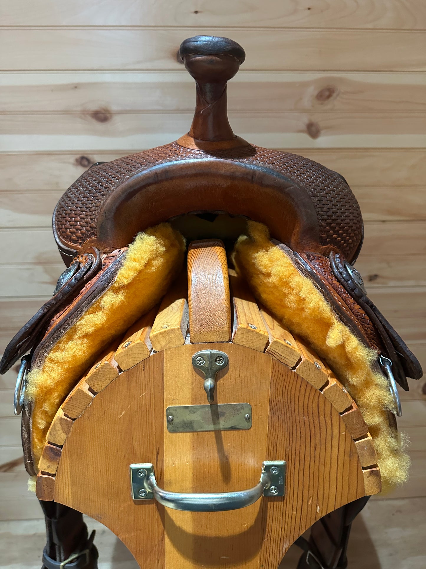 17” Len Brown’s Custom Black Mesa Pocket Racer Barrel Western Saddle