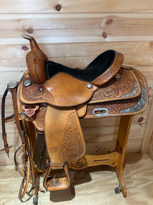 15” Circle Y Western Show Saddle Model 3974 w/ Matching Tack Set