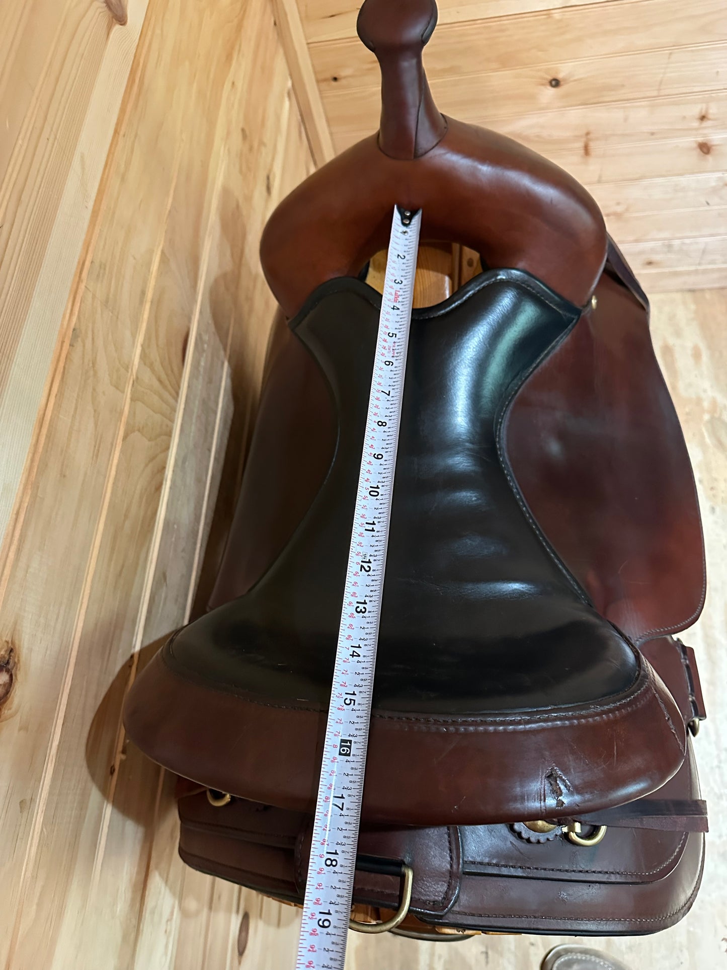 15” Circle Y Flex-Lite Western Trail Saddle Model 1650
