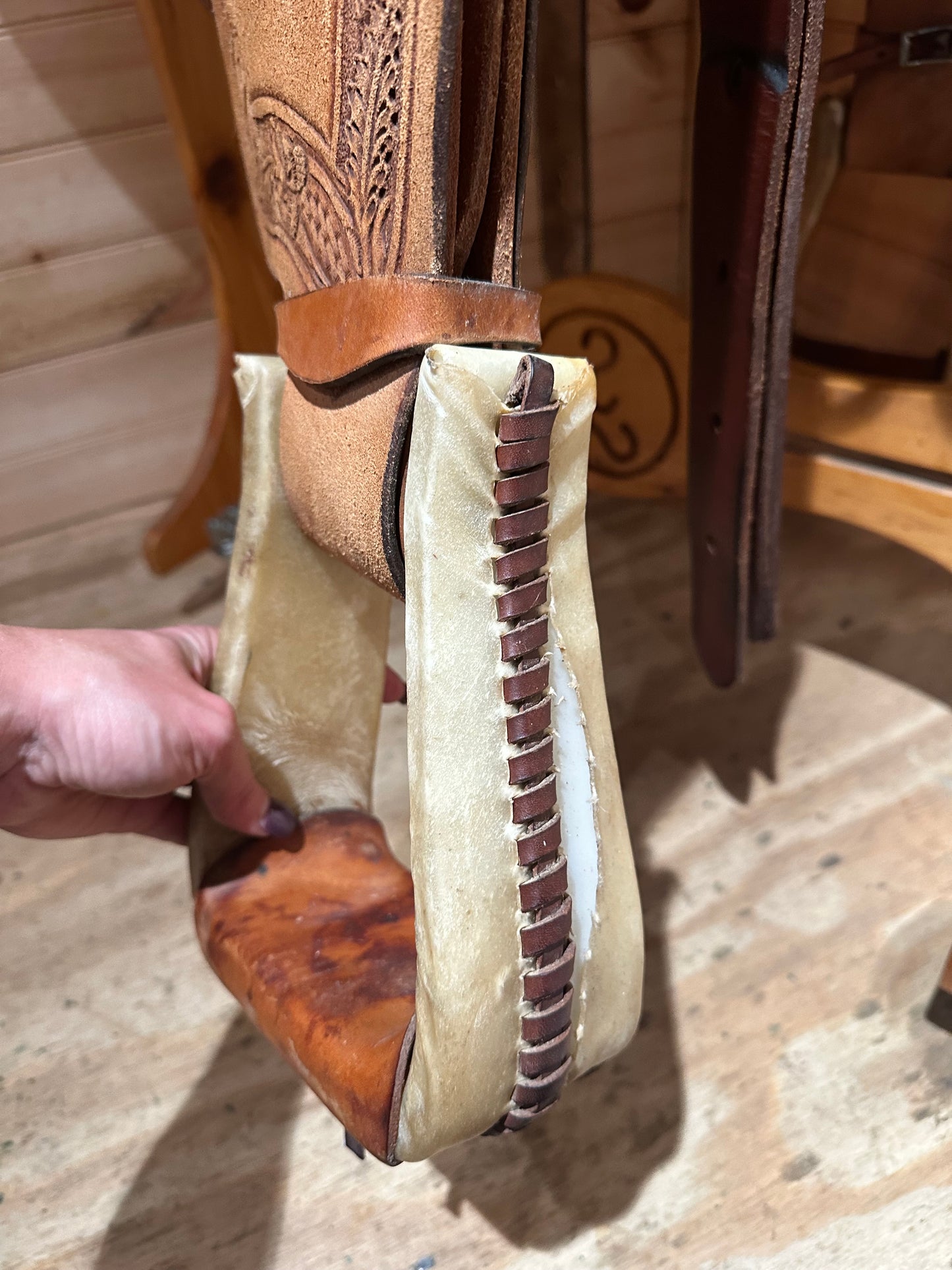 16” Circle Y Roping Western Saddle Model 1211