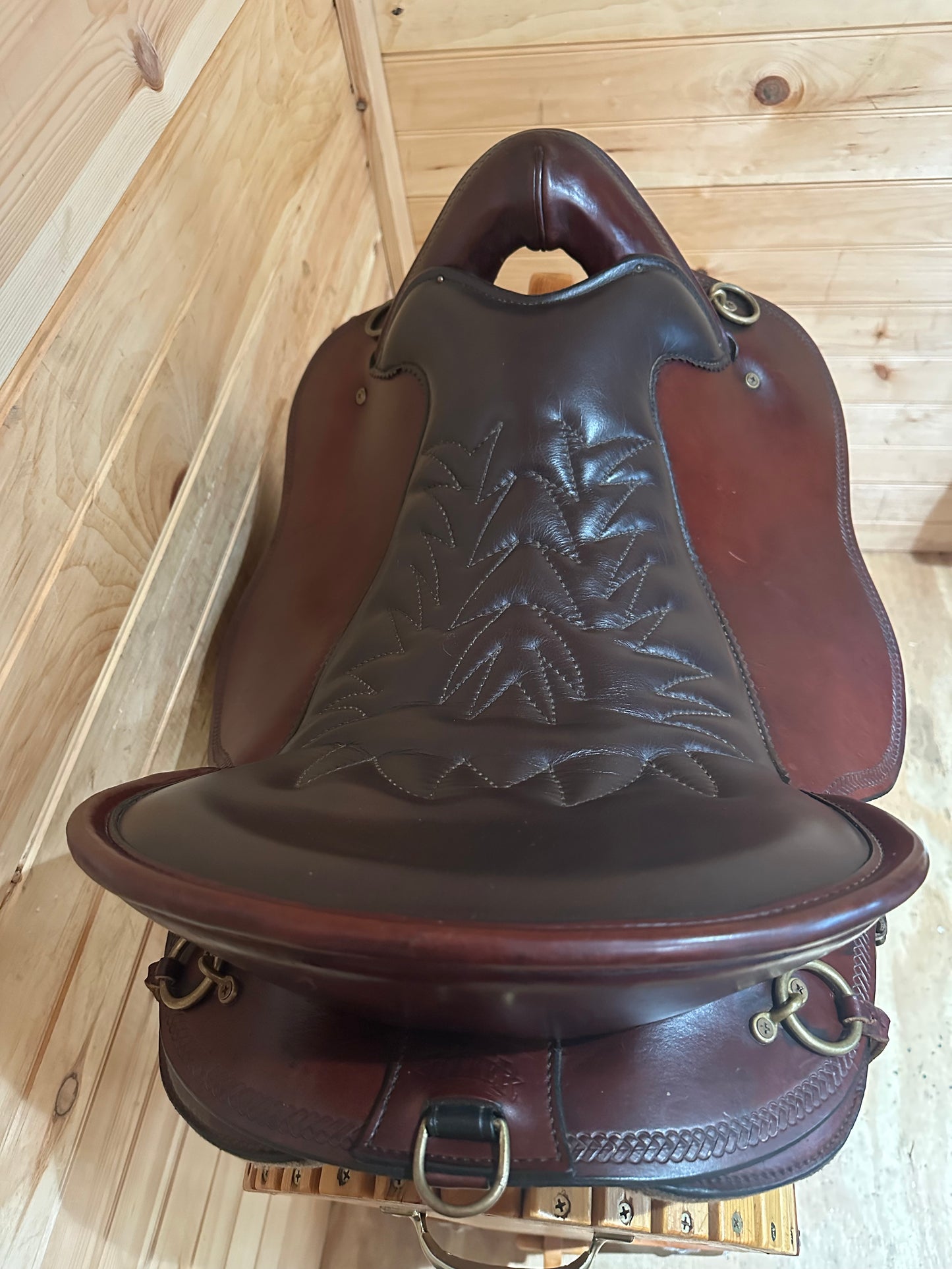 17.5” Tucker River Plantation Endurance Trail Saddle Model 146
