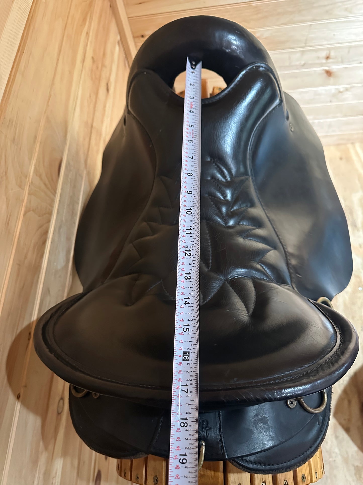 16.5” Tucker Endurance Trail Saddle Model 159