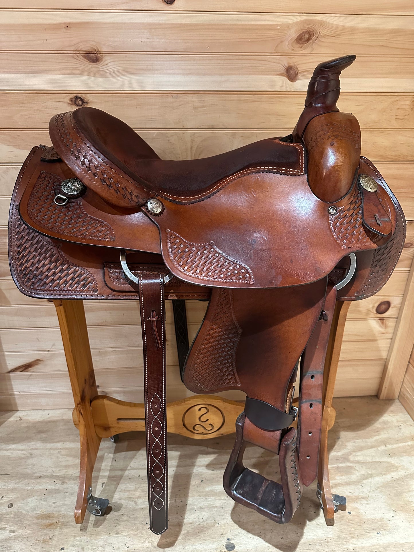 17” Dakota Saddlery Western Roping Saddle Model 501 *Package*