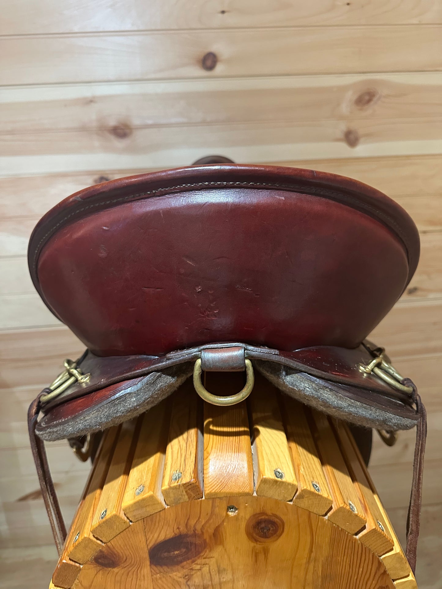 17.5” Tucker River Plantation Endurance Trail Saddle Model 136