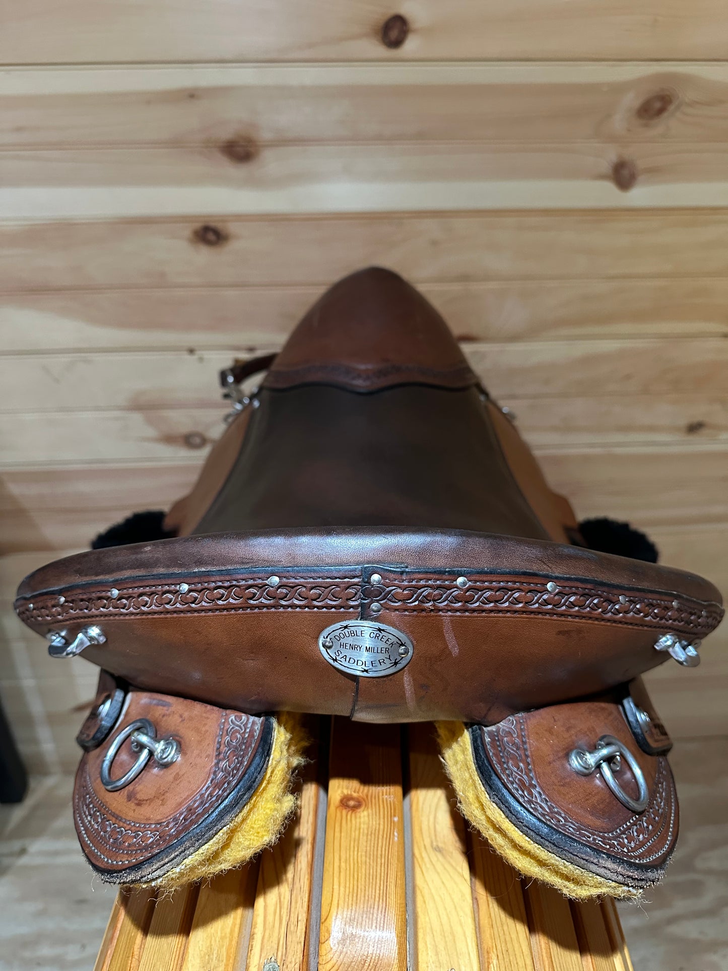19” Double Creek Saddlery Buena Vista Saddle Model 104