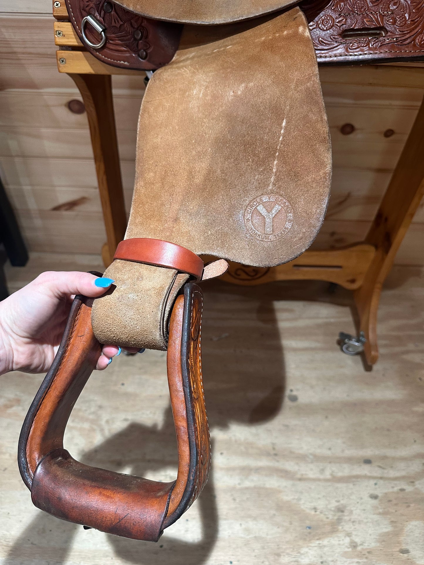 15” Circle Y Proven Barrel Racing Saddle Model 3649