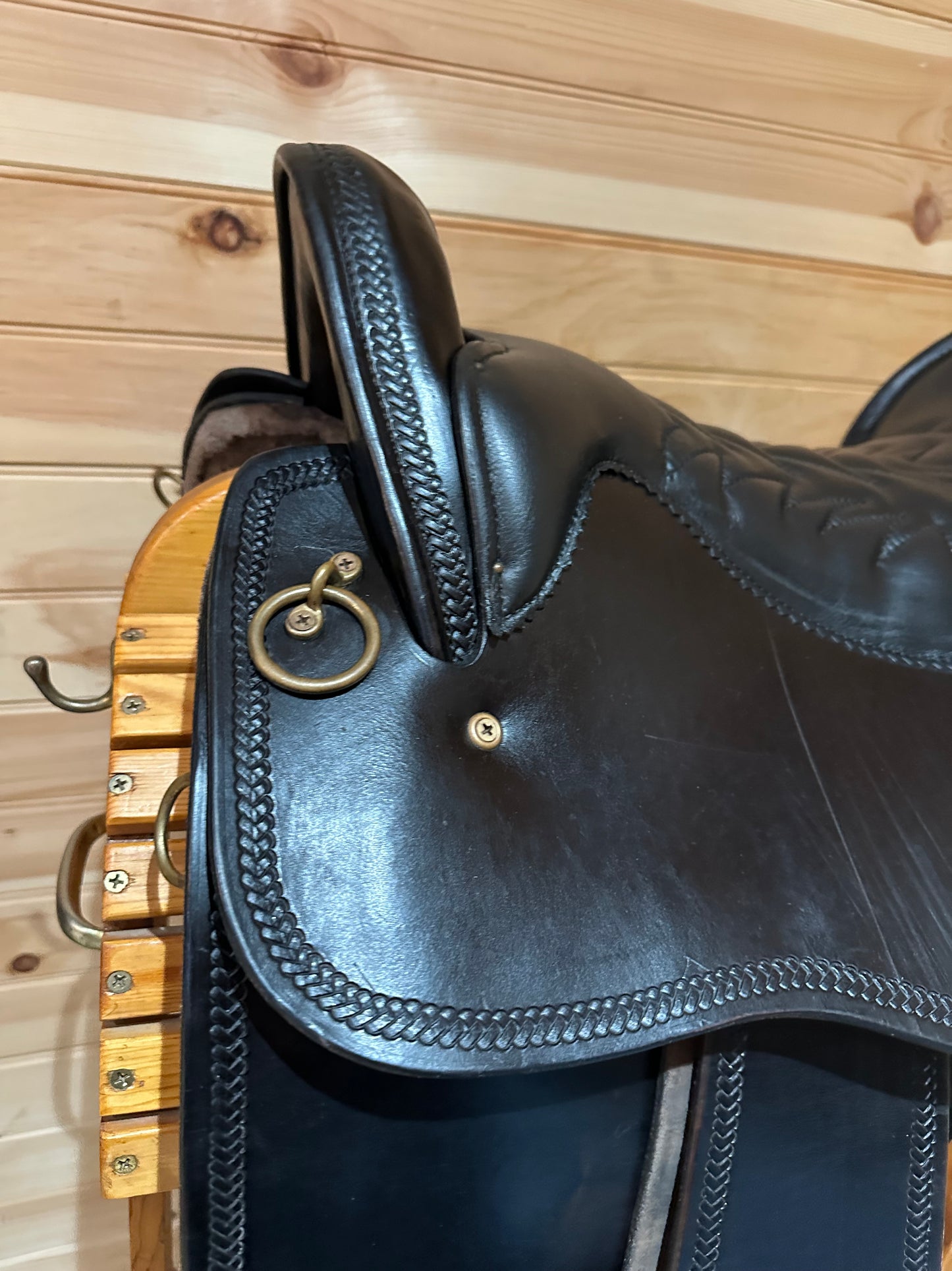 18.5” Tucker Plantation Endurance Saddle Model 146