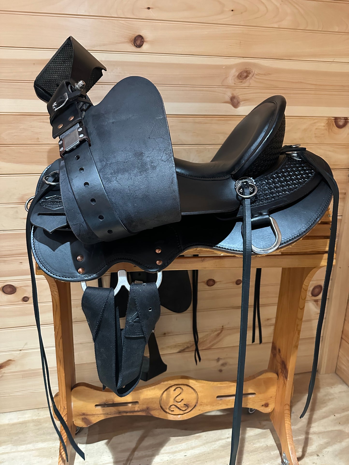 16” Circle Y High Horse Sulphur River Western Trail Saddle Model 6865