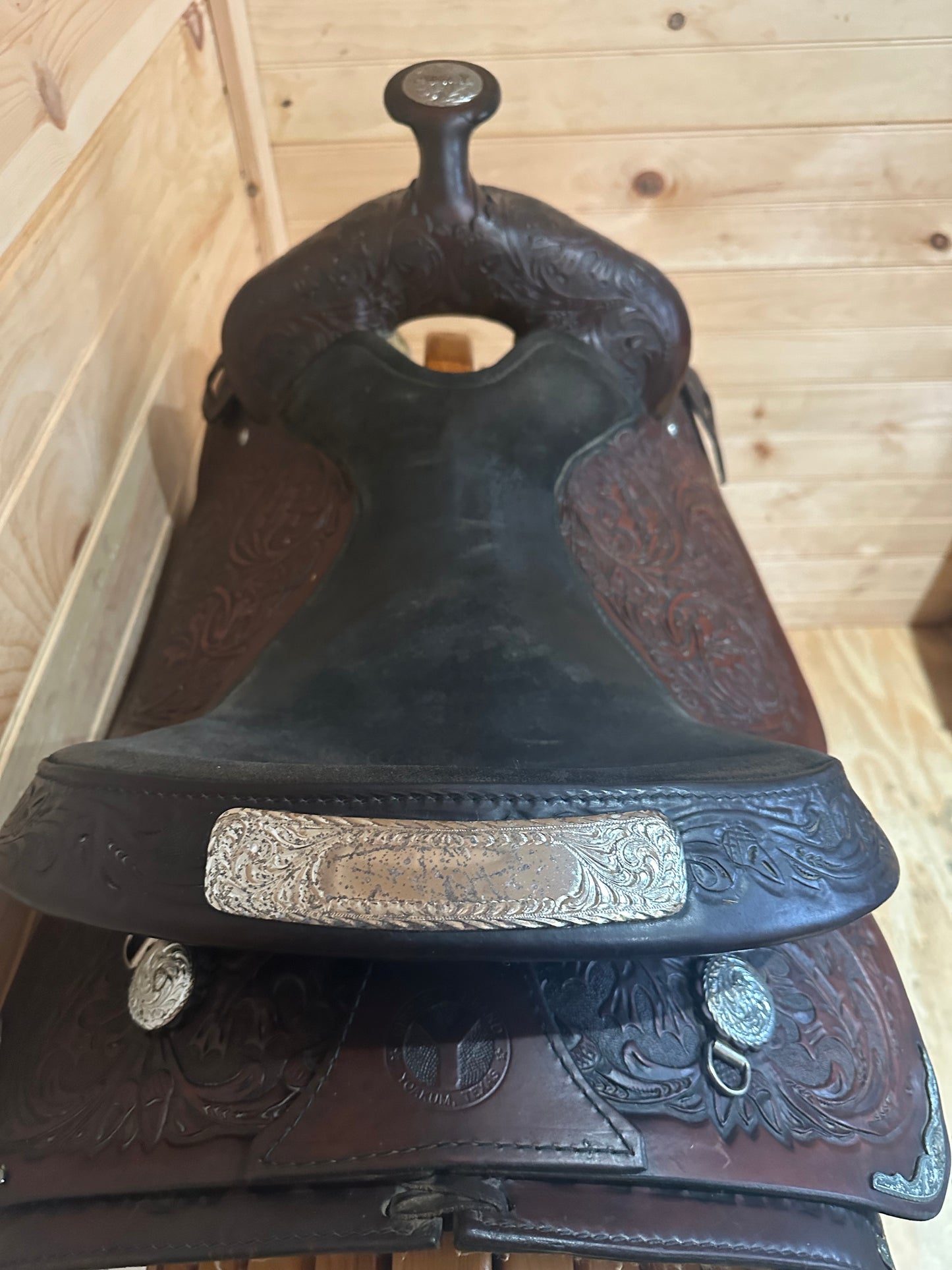 16” Circle Y Western Show Saddle Model 3960