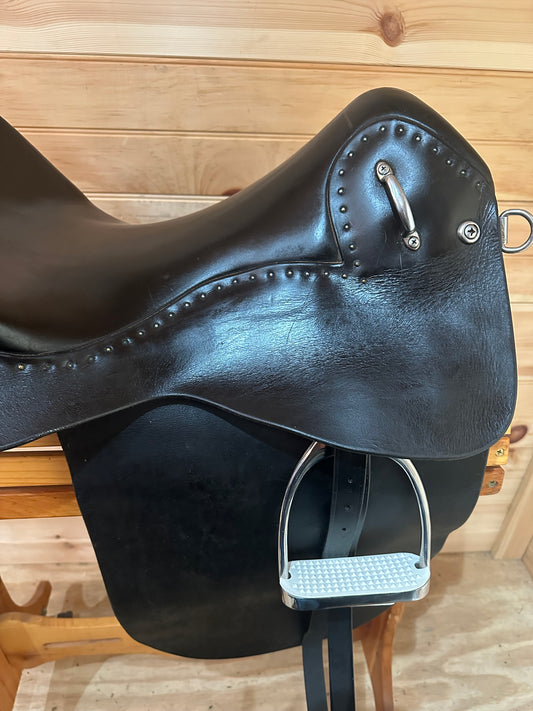 17” Large Steele Plantation Endurance Trail Saddle
