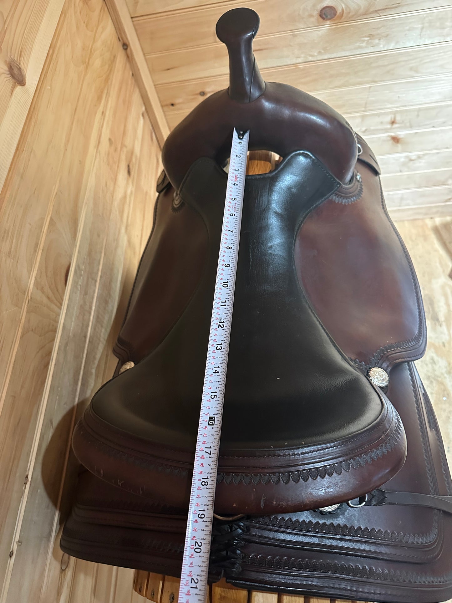 17” Circle Y Topeka Flex-Lite Western Trail Saddle Model 1551