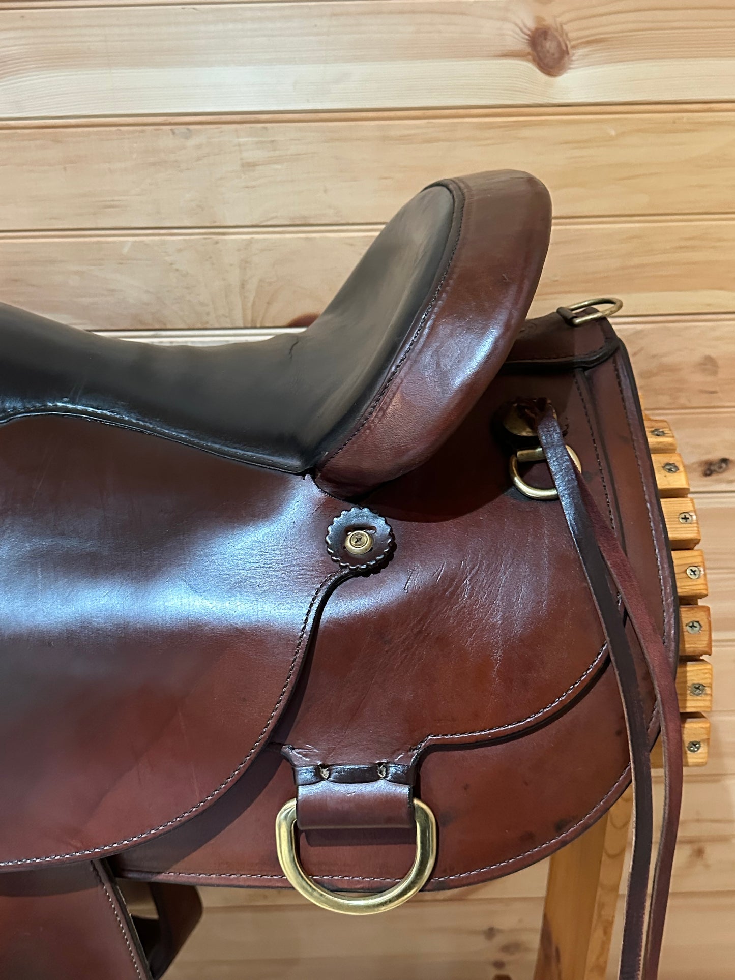 15” Circle Y Flex-Lite Western Trail Saddle Model 1650