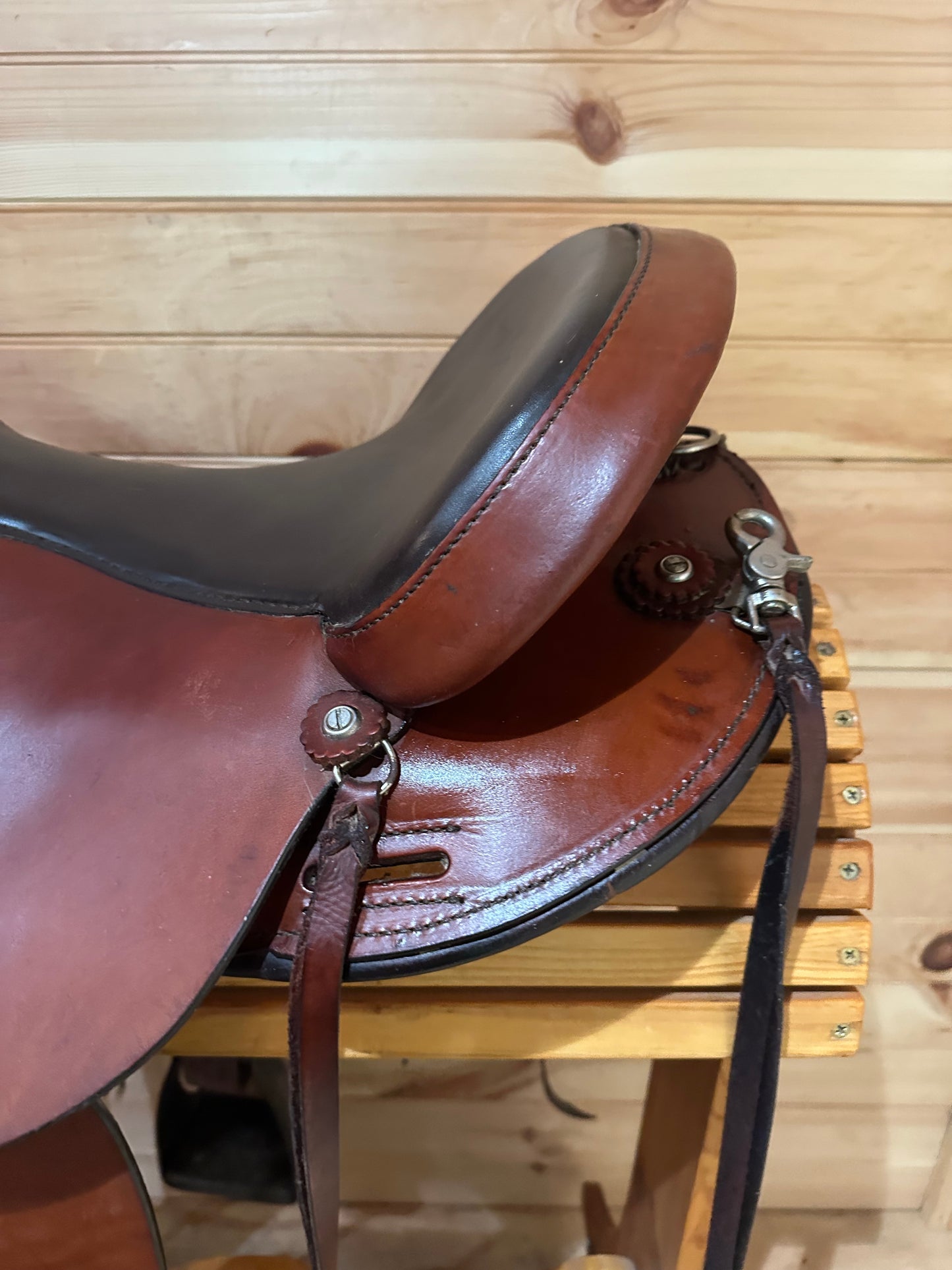15.5” Tex Tan Hereford Tex-Flex Round Skirt Western Trail Saddle