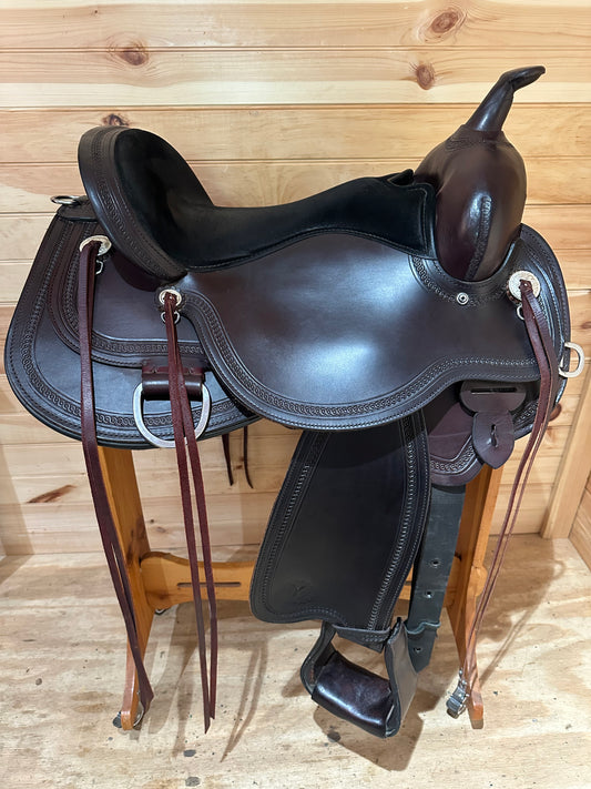 16” Circle Y Pioneer Flex2 Western Trail Saddle Model 1665 (2023)