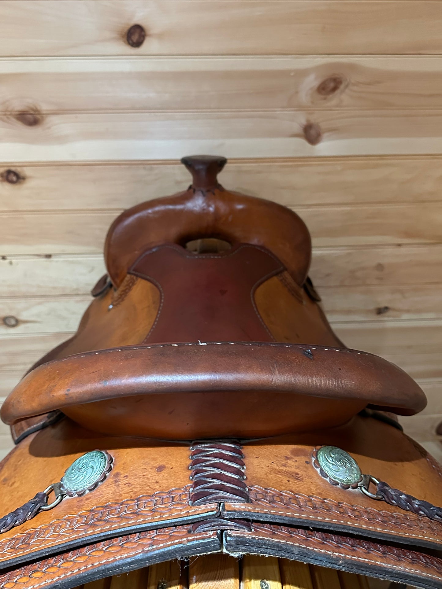 16” Circle Y Team Penner Western saddle model 2633