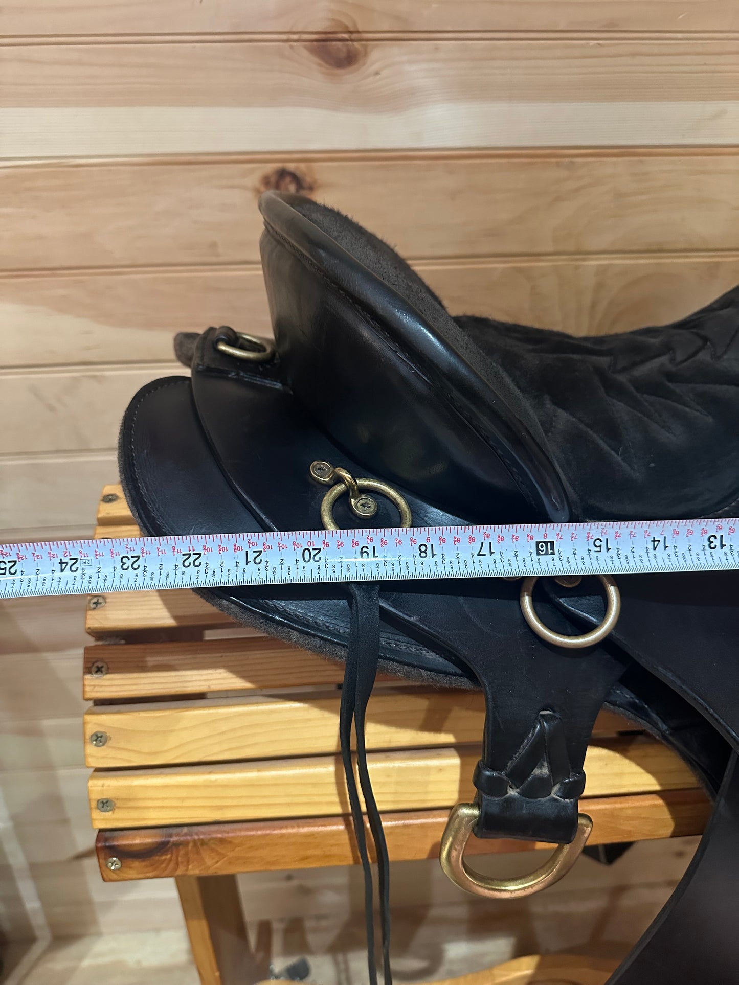 15.5” Tucker Endurance Trail Saddle Model 159