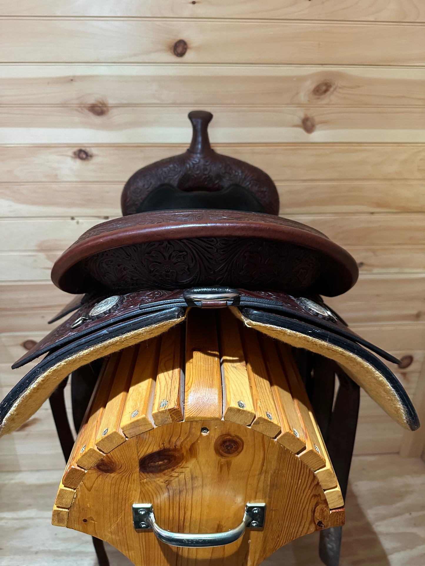 16” Circle Y Houston Trail Western Saddle Model 2610