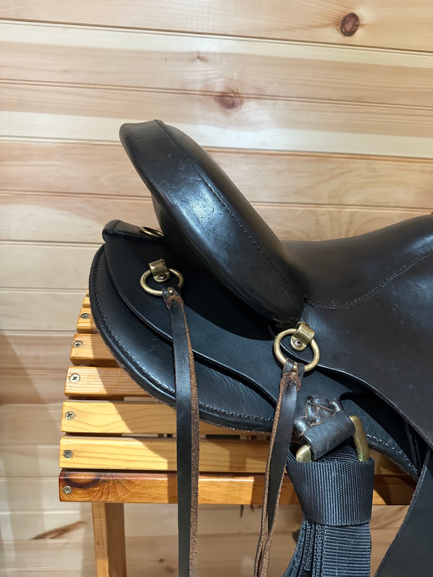16” Big Horn Flex Endurance Trail Saddle Model 806