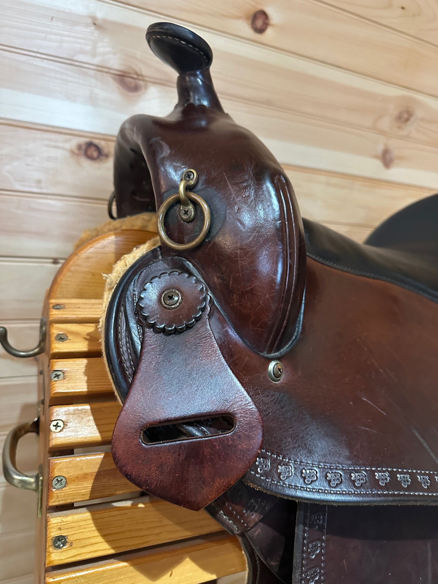 17” Imus 4 Beat Gaited Western Trail Saddle