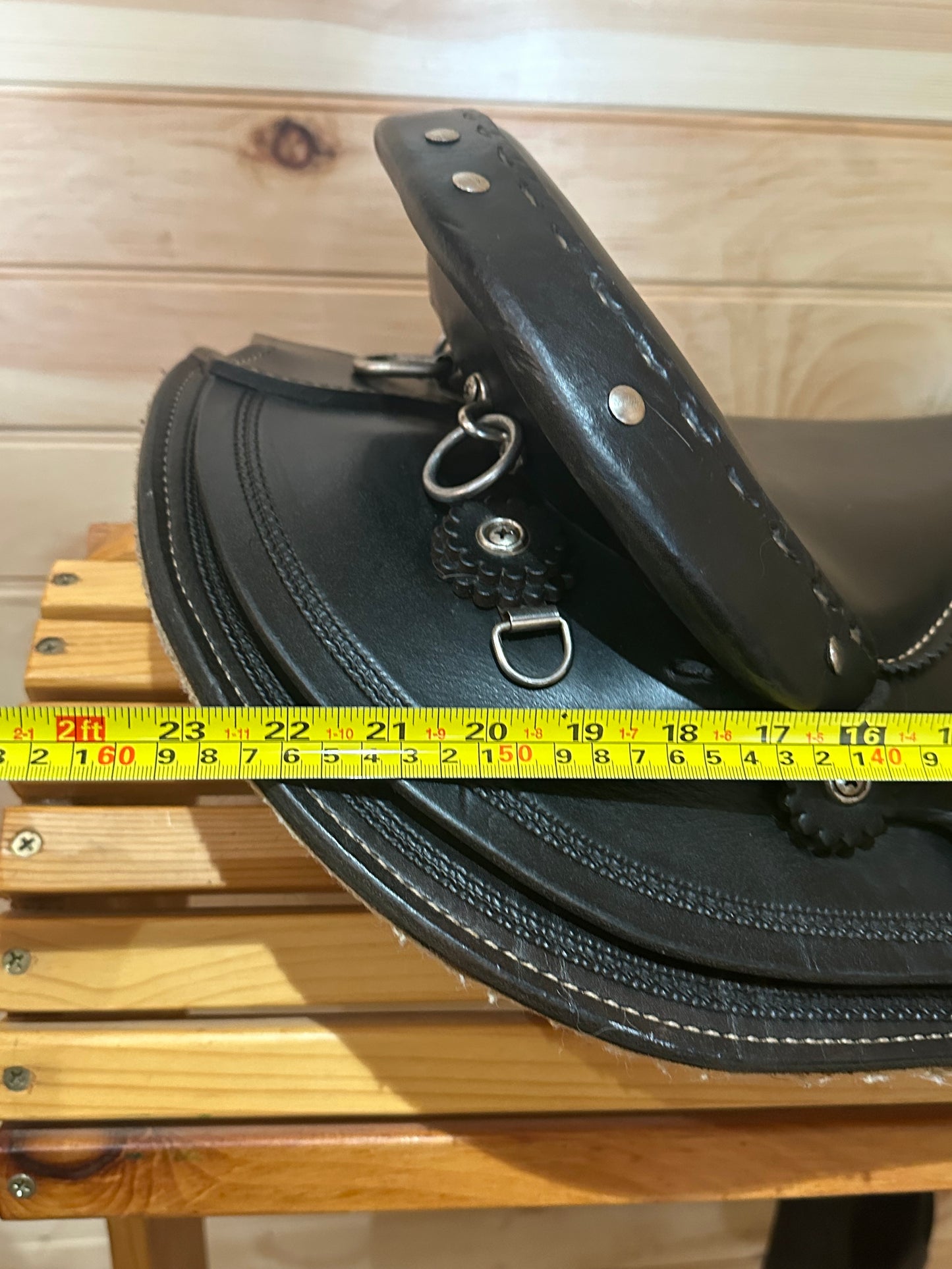 15.5” Premier Saddlery Endurance Trail Saddle