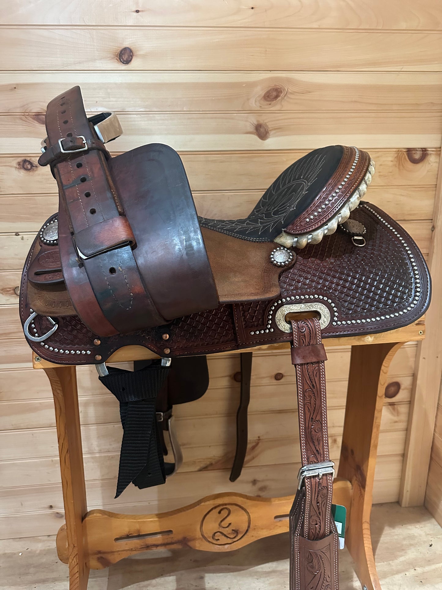 15” Billy Cook Maker Sulphur, OK Barrel Racing Saddle Model 1530