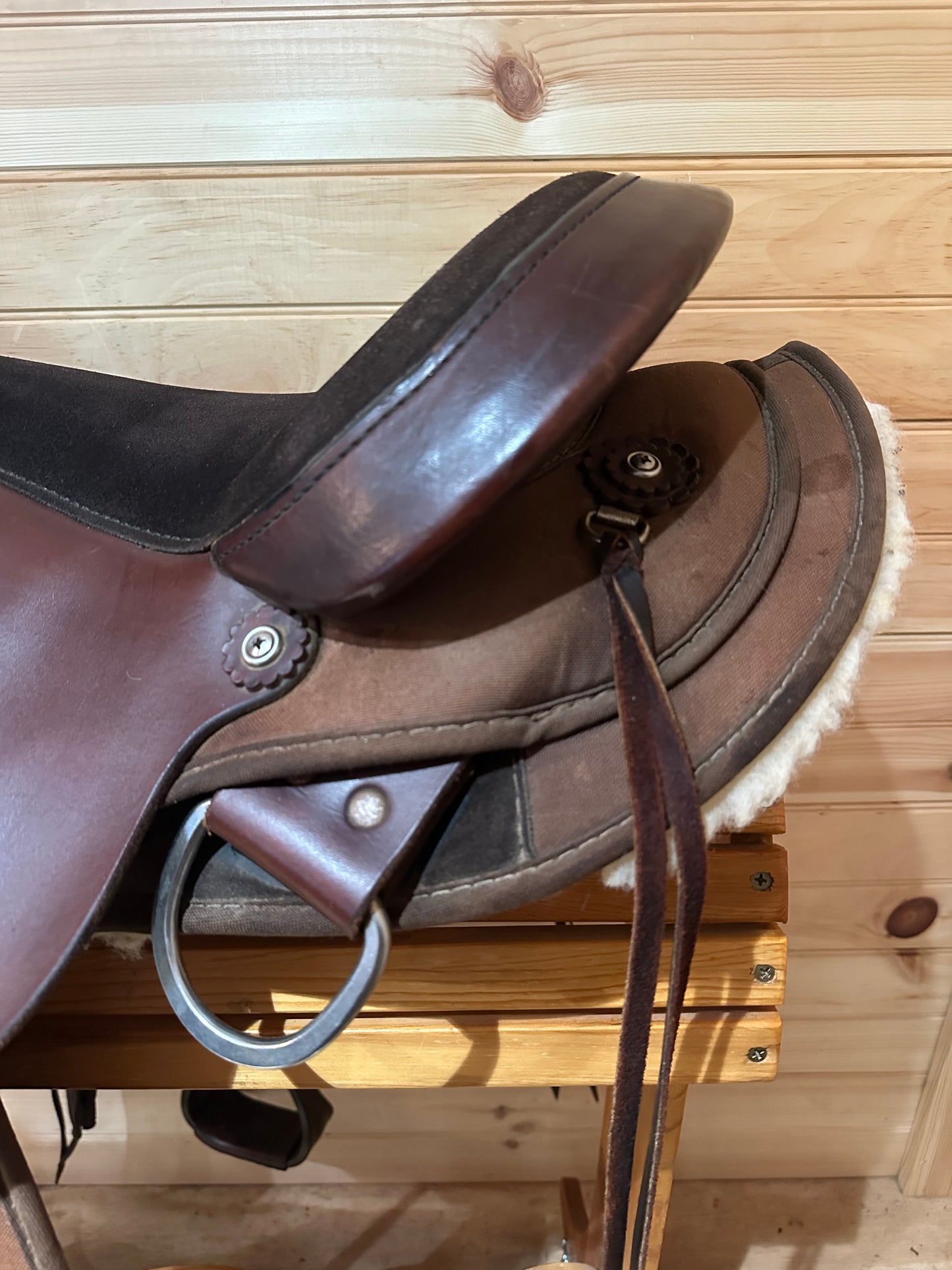 17” Circle Y High Horse El Campo Gaited Western Trail Saddle Model 6970
