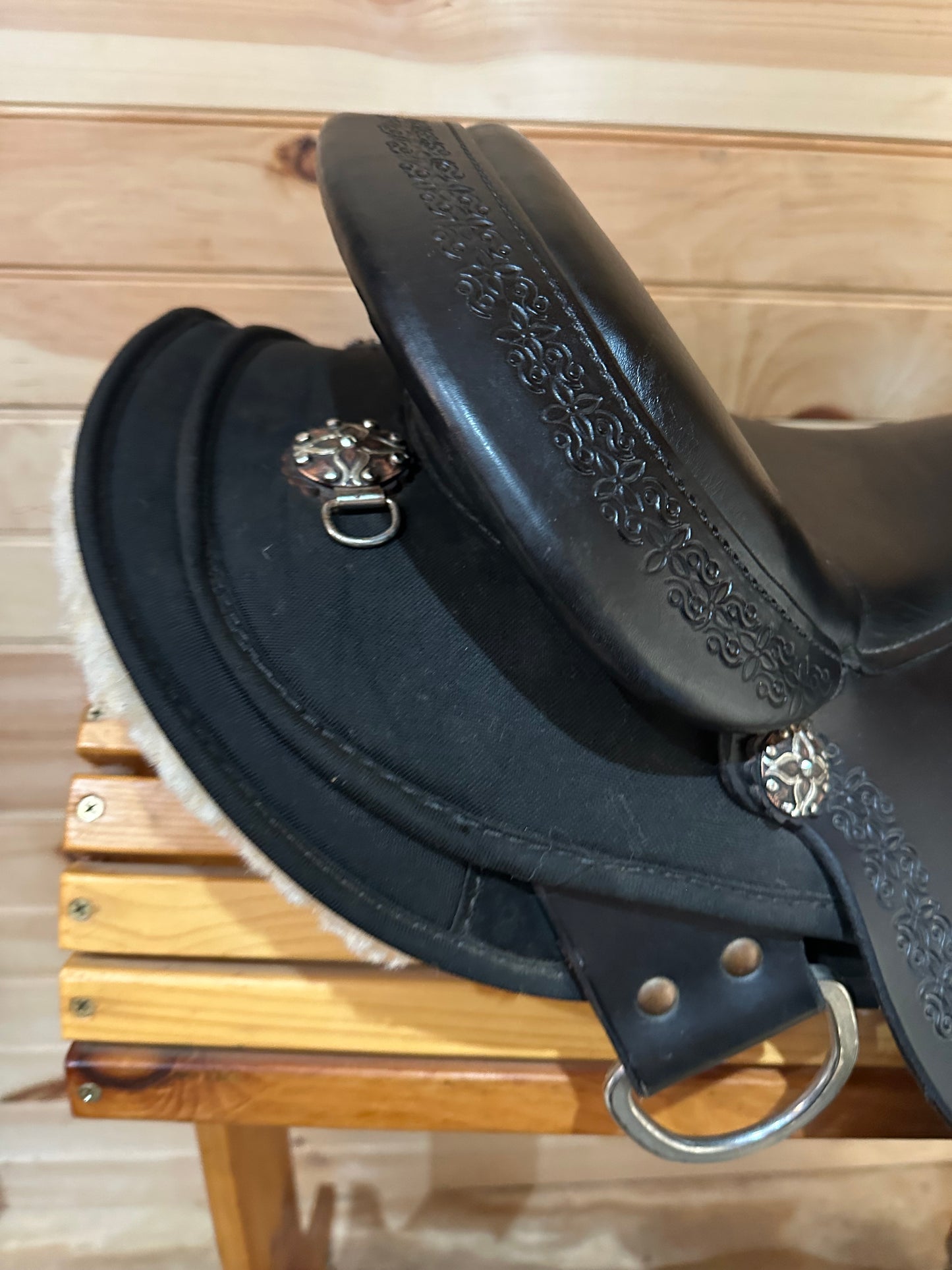 15” Circle Y High Horse Daisetta Trail Saddle Model 6914 (2021 Year)