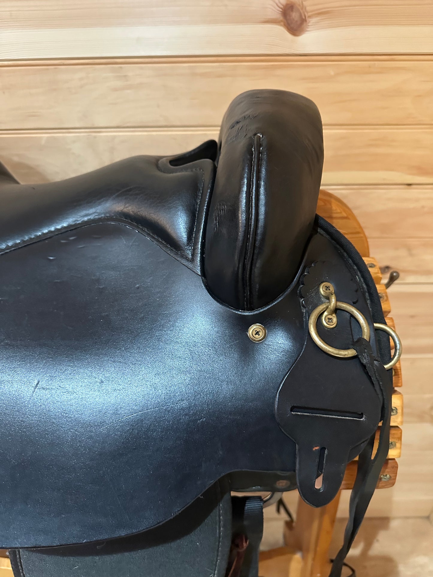 16” Circle Y High Horse Highbank Endurance Trail-boss Saddle Model 6916