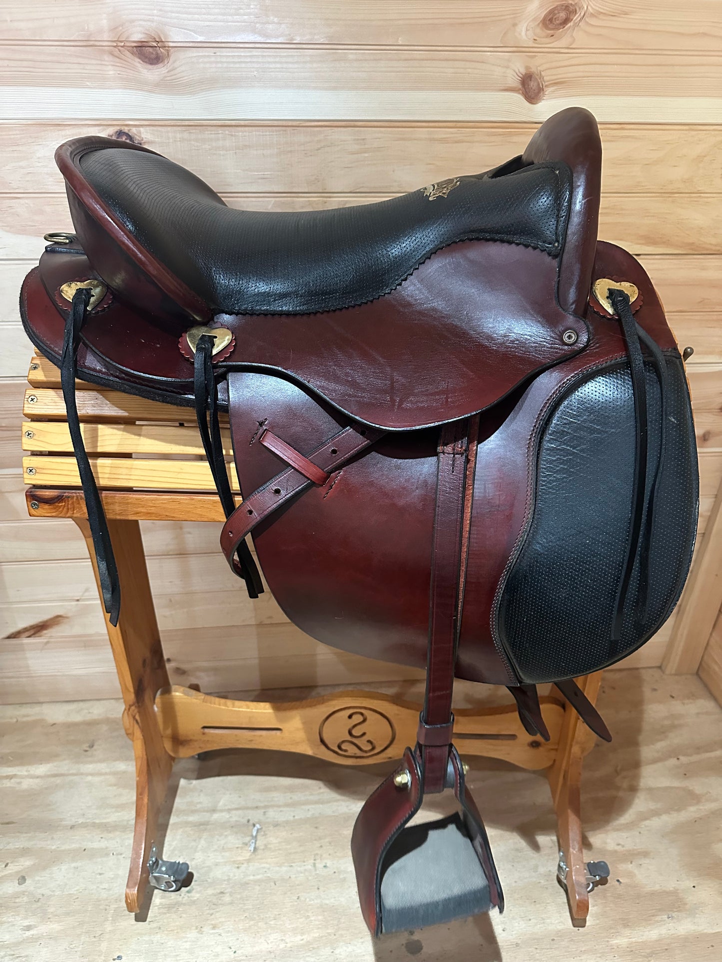 16.5” Tucker Equitation Endurance Trail Saddle Model 147
