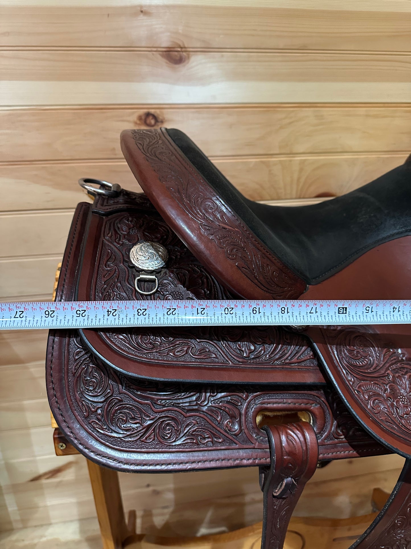 16” Circle Y Houston Trail Western Saddle Model 2610